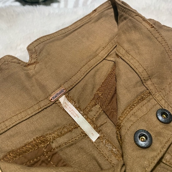 FP Embroidered Shorts - Picture 4 of 7